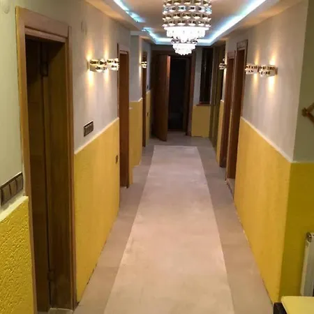 Essiz Deniz Manzarali Villa. Çınarcık