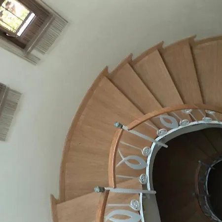 Essiz Deniz Manzarali Villa. Villa Çınarcık