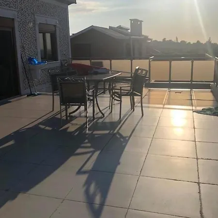 Essiz Deniz Manzarali Villa. *